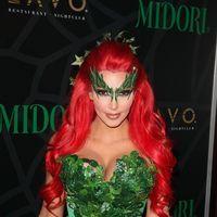 Kim Kardashian hosts the Midori Melon Green Halloween Party | Picture 113376